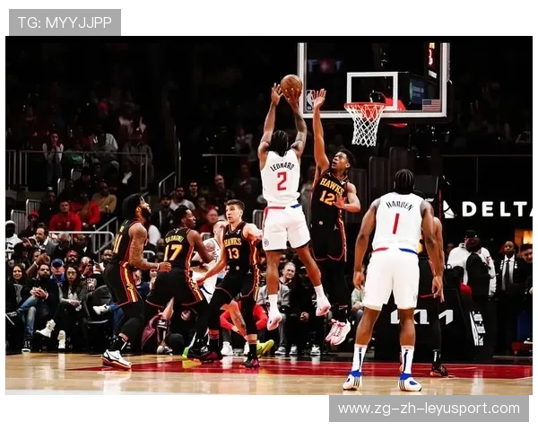 伦纳德中路跳投得手，快船迎来重要胜利